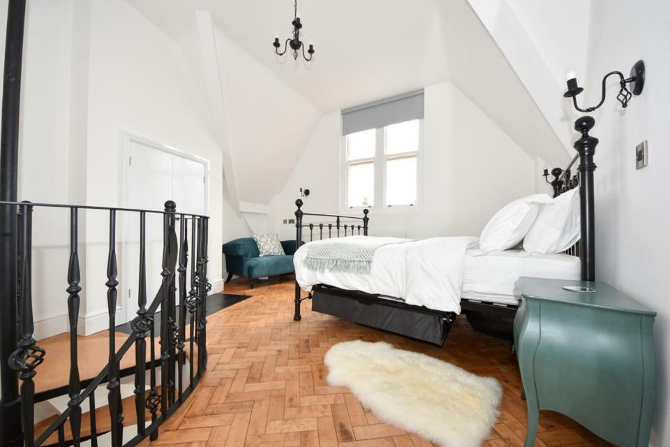 Warwick Post Office Apartment Екстер'єр фото